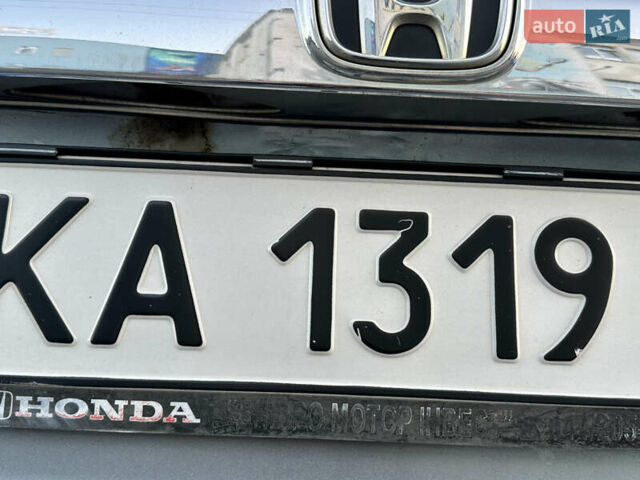 Серый Хонда СРВ, объемом двигателя 2 л и пробегом 193 тыс. км за 11200 $, фото 12 на Automoto.ua