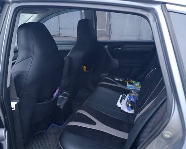 Серый Хонда СРВ, объемом двигателя 2 л и пробегом 228 тыс. км за 9500 $, фото 6 на Automoto.ua