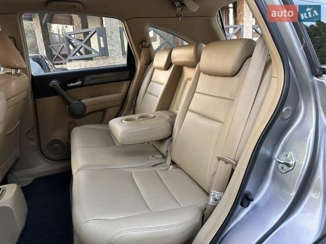 Серый Хонда СРВ, объемом двигателя 2.4 л и пробегом 212 тыс. км за 8900 $, фото 15 на Automoto.ua