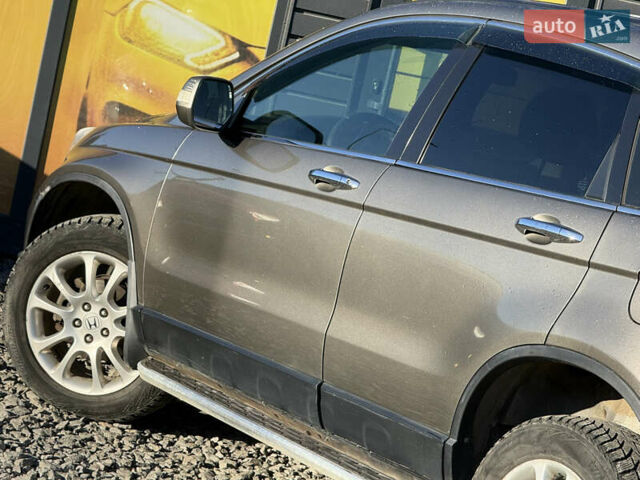 Серый Хонда СРВ, объемом двигателя 2.4 л и пробегом 214 тыс. км за 9500 $, фото 23 на Automoto.ua