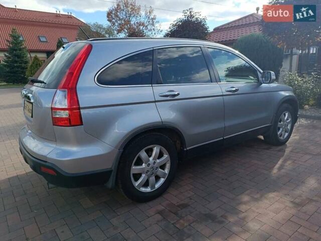 Серый Хонда СРВ, объемом двигателя 2 л и пробегом 228 тыс. км за 11500 $, фото 4 на Automoto.ua