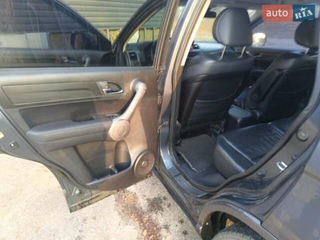 Серый Хонда СРВ, объемом двигателя 2.4 л и пробегом 218 тыс. км за 11500 $, фото 13 на Automoto.ua