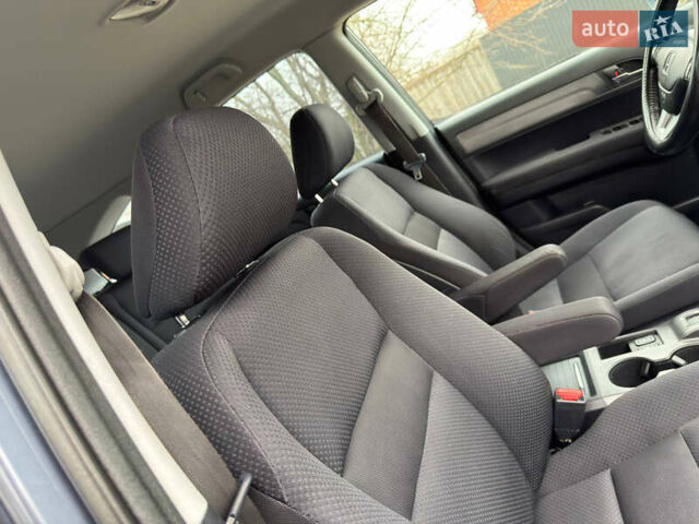 Сірий Хонда СРВ, об'ємом двигуна 2 л та пробігом 187 тис. км за 10950 $, фото 41 на Automoto.ua