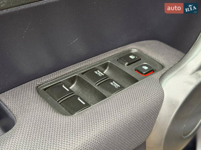 Сірий Хонда СРВ, об'ємом двигуна 2 л та пробігом 187 тис. км за 10950 $, фото 21 на Automoto.ua