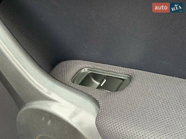 Сірий Хонда СРВ, об'ємом двигуна 2 л та пробігом 187 тис. км за 10950 $, фото 34 на Automoto.ua