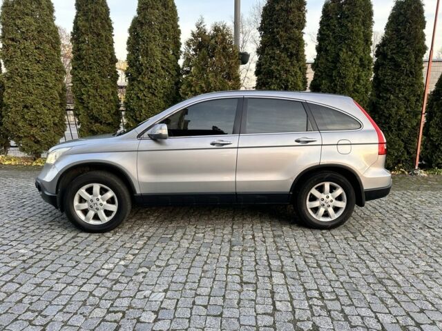 Серый Хонда СРВ, объемом двигателя 2.4 л и пробегом 212 тыс. км за 8900 $, фото 1 на Automoto.ua