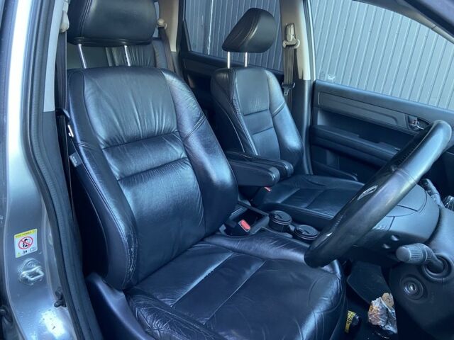 Сірий Хонда СРВ, об'ємом двигуна 2.2 л та пробігом 150 тис. км за 4528 $, фото 5 на Automoto.ua