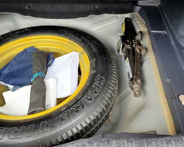 Серый Хонда СРВ, объемом двигателя 2.2 л и пробегом 232 тыс. км за 11300 $, фото 19 на Automoto.ua