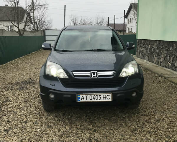 Серый Хонда СРВ, объемом двигателя 2.2 л и пробегом 323 тыс. км за 9500 $, фото 1 на Automoto.ua