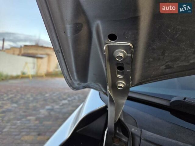 Хонда СРВ 2009 в Харькове на Automoto.ua Серый Хонда СРВ, объемом двигателя 2.2 л и пробегом 211 тыс. км за 11300 $, фото 49 на Automoto.ua