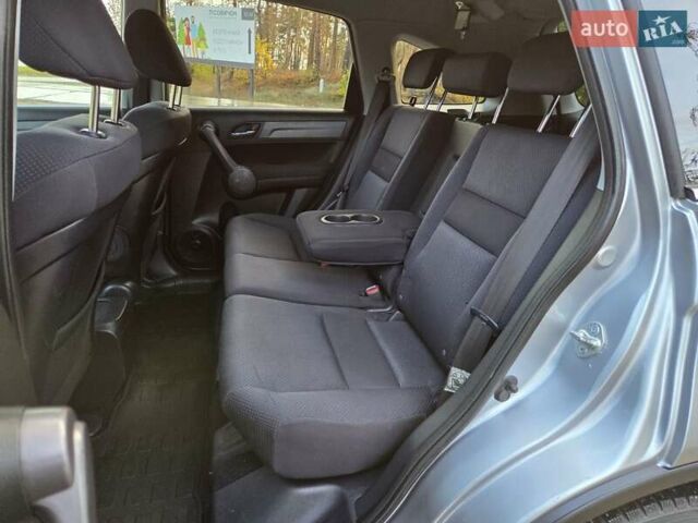 Хонда СРВ 2009 в Харькове на Automoto.ua Серый Хонда СРВ, объемом двигателя 2.2 л и пробегом 211 тыс. км за 11300 $, фото 25 на Automoto.ua