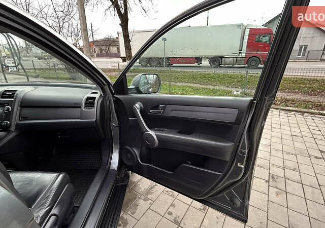 Серый Хонда СРВ, объемом двигателя 2.4 л и пробегом 225 тыс. км за 10900 $, фото 18 на Automoto.ua