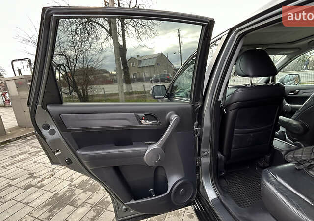 Серый Хонда СРВ, объемом двигателя 2.4 л и пробегом 225 тыс. км за 10900 $, фото 25 на Automoto.ua