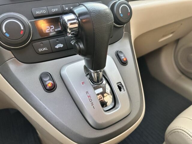 Серый Хонда СРВ, объемом двигателя 2.4 л и пробегом 212 тыс. км за 8900 $, фото 21 на Automoto.ua