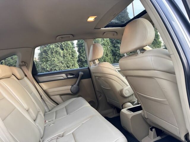 Серый Хонда СРВ, объемом двигателя 2.4 л и пробегом 212 тыс. км за 8900 $, фото 11 на Automoto.ua