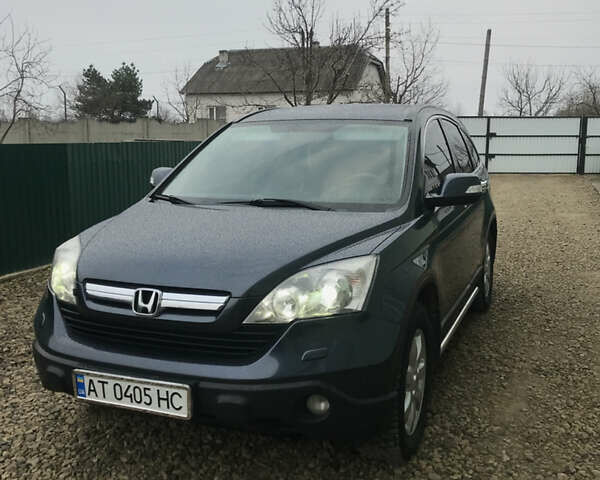 Серый Хонда СРВ, объемом двигателя 2.2 л и пробегом 323 тыс. км за 9500 $, фото 2 на Automoto.ua