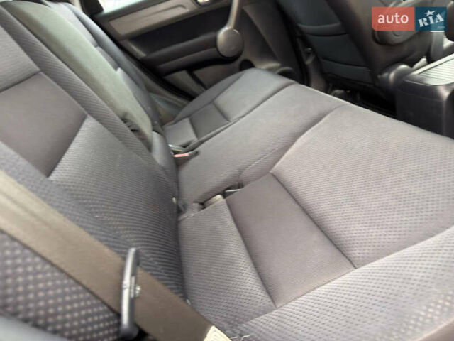 Сірий Хонда СРВ, об'ємом двигуна 2 л та пробігом 187 тис. км за 10950 $, фото 36 на Automoto.ua