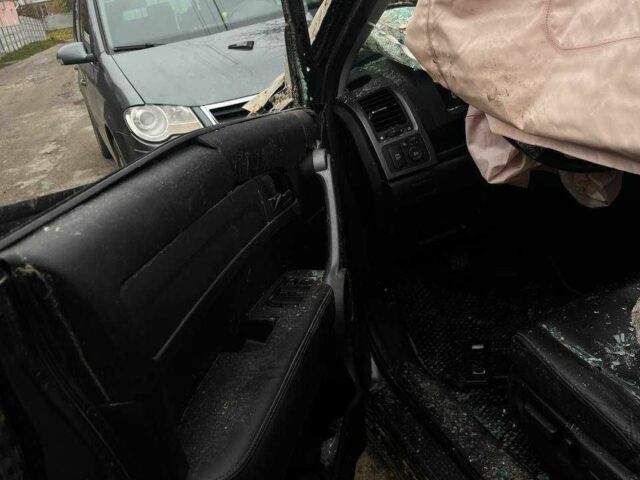 Серый Хонда СРВ, объемом двигателя 2.2 л и пробегом 213 тыс. км за 3100 $, фото 13 на Automoto.ua