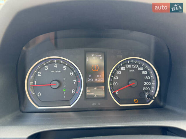 Серый Хонда СРВ, объемом двигателя 2.4 л и пробегом 160 тыс. км за 11000 $, фото 27 на Automoto.ua