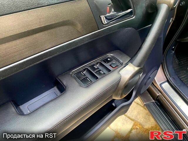 Сірий Хонда СРВ, об'ємом двигуна 2.4 л та пробігом 250 тис. км за 11500 $, фото 6 на Automoto.ua