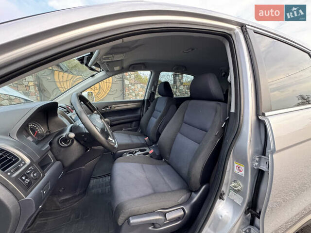 Серый Хонда СРВ, объемом двигателя 2.2 л и пробегом 246 тыс. км за 11850 $, фото 47 на Automoto.ua