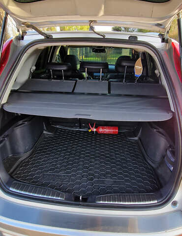 Хонда СРВ 2010 в Днепре (Днепропетровске) на Automoto.ua Серый Хонда СРВ, объемом двигателя 2.2 л и пробегом 229 тыс. км за 13300 $, фото 7 на Automoto.ua