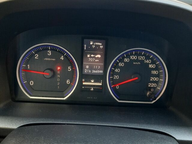 Серый Хонда СРВ, объемом двигателя 2.2 л и пробегом 265 тыс. км за 13000 $, фото 10 на Automoto.ua