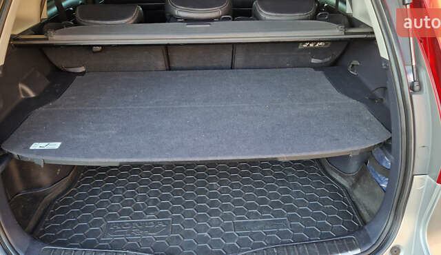 Хонда СРВ 2010 в Днепре (Днепропетровске) на Automoto.ua Серый Хонда СРВ, объемом двигателя 2.2 л и пробегом 229 тыс. км за 13300 $, фото 9 на Automoto.ua