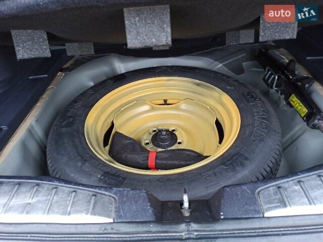 Серый Хонда СРВ, объемом двигателя 2.2 л и пробегом 175 тыс. км за 15450 $, фото 11 на Automoto.ua