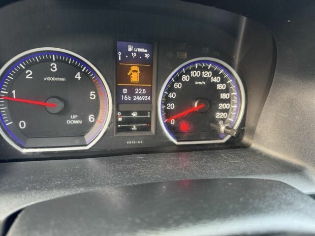 Хонда СРВ 2010 в Бердичеве на Automoto.ua Серый Хонда СРВ, объемом двигателя 2.2 л и пробегом 246 тыс. км за 11850 $, фото 11 на Automoto.ua