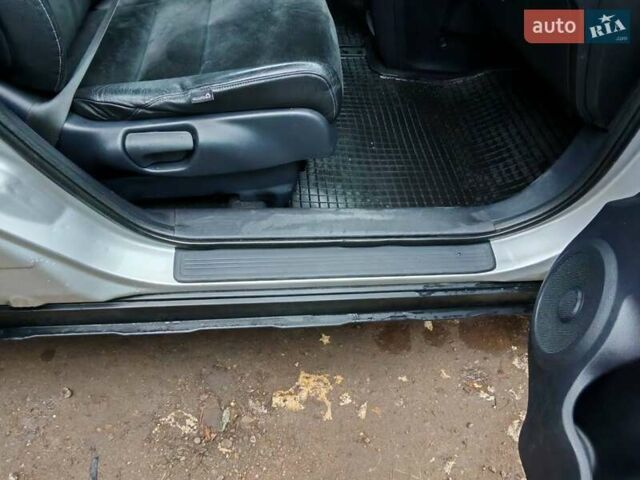 Серый Хонда СРВ, объемом двигателя 2.2 л и пробегом 251 тыс. км за 13700 $, фото 13 на Automoto.ua