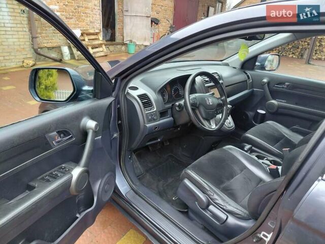 Серый Хонда СРВ, объемом двигателя 2.2 л и пробегом 275 тыс. км за 12400 $, фото 13 на Automoto.ua