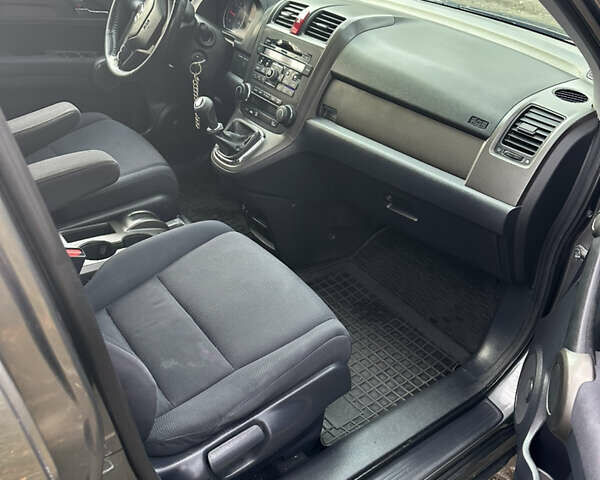 Сірий Хонда СРВ, об'ємом двигуна 2.2 л та пробігом 279 тис. км за 10999 $, фото 10 на Automoto.ua