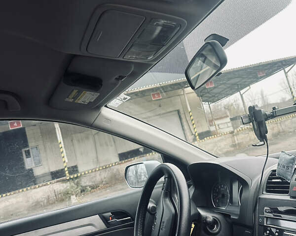 Серый Хонда СРВ, объемом двигателя 2.35 л и пробегом 179 тыс. км за 10900 $, фото 6 на Automoto.ua