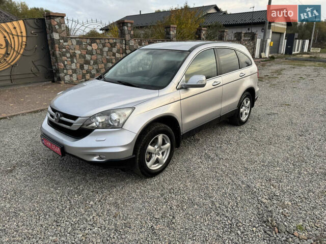 Серый Хонда СРВ, объемом двигателя 2.2 л и пробегом 246 тыс. км за 11850 $, фото 1 на Automoto.ua