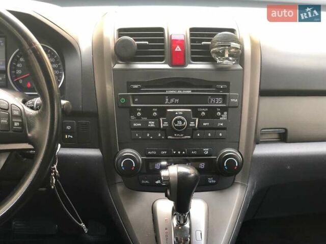 Серый Хонда СРВ, объемом двигателя 2.2 л и пробегом 174 тыс. км за 15499 $, фото 10 на Automoto.ua