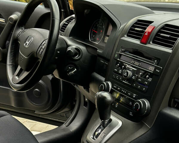 Серый Хонда СРВ, объемом двигателя 2.2 л и пробегом 243 тыс. км за 12100 $, фото 18 на Automoto.ua