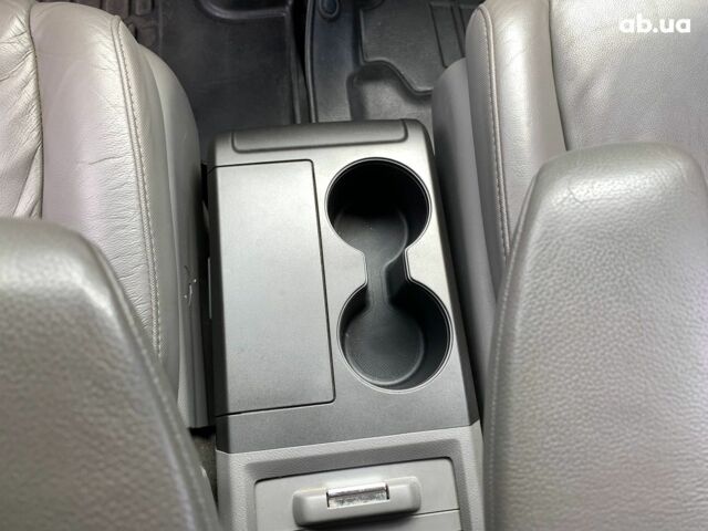 Серый Хонда СРВ, объемом двигателя 2.4 л и пробегом 128 тыс. км за 14390 $, фото 31 на Automoto.ua