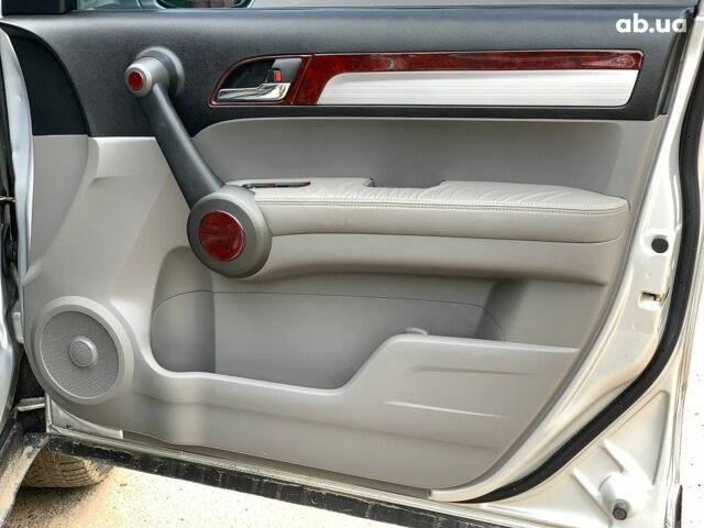 Серый Хонда СРВ, объемом двигателя 2.4 л и пробегом 128 тыс. км за 14390 $, фото 21 на Automoto.ua