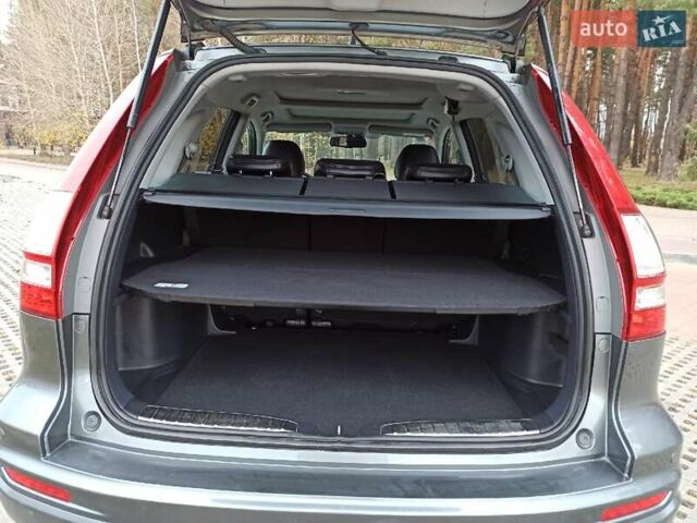 Серый Хонда СРВ, объемом двигателя 2.2 л и пробегом 175 тыс. км за 15450 $, фото 9 на Automoto.ua