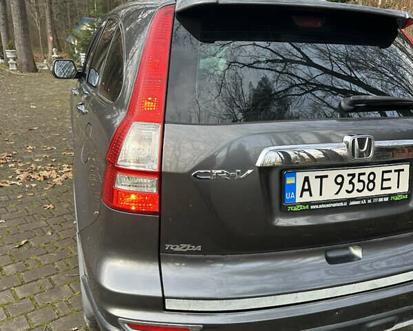 Сірий Хонда СРВ, об'ємом двигуна 2.2 л та пробігом 279 тис. км за 10999 $, фото 4 на Automoto.ua
