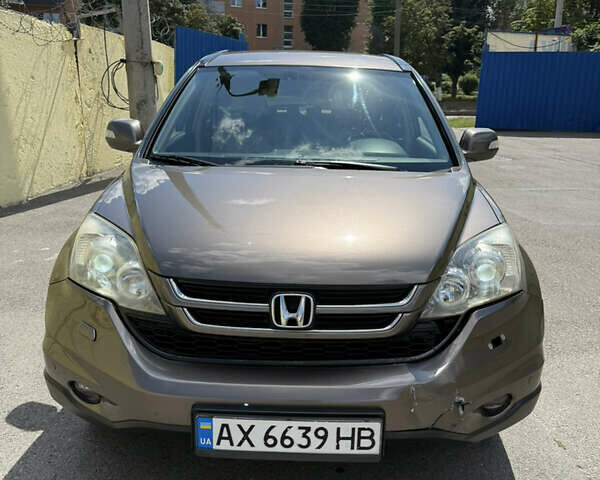 Серый Хонда СРВ, объемом двигателя 2.4 л и пробегом 160 тыс. км за 11000 $, фото 2 на Automoto.ua