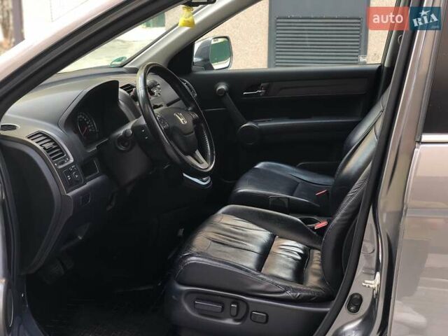 Серый Хонда СРВ, объемом двигателя 2.2 л и пробегом 174 тыс. км за 15499 $, фото 11 на Automoto.ua