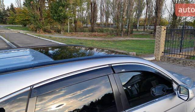 Хонда СРВ 2010 в Днепре (Днепропетровске) на Automoto.ua Серый Хонда СРВ, объемом двигателя 2.2 л и пробегом 229 тыс. км за 13300 $, фото 5 на Automoto.ua