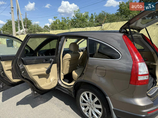 Серый Хонда СРВ, объемом двигателя 2.4 л и пробегом 160 тыс. км за 11000 $, фото 12 на Automoto.ua