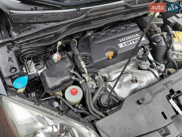 Серый Хонда СРВ, объемом двигателя 2.2 л и пробегом 275 тыс. км за 12400 $, фото 21 на Automoto.ua
