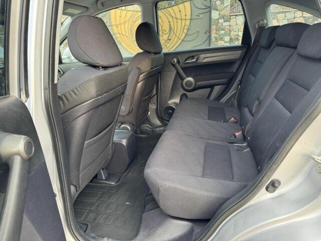 Хонда СРВ 2010 в Бердичеве на Automoto.ua Серый Хонда СРВ, объемом двигателя 2.2 л и пробегом 246 тыс. км за 11850 $, фото 15 на Automoto.ua