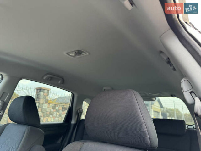 Серый Хонда СРВ, объемом двигателя 2.2 л и пробегом 246 тыс. км за 11850 $, фото 51 на Automoto.ua