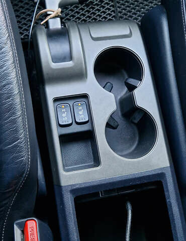 Хонда СРВ 2010 в Днепре (Днепропетровске) на Automoto.ua Серый Хонда СРВ, объемом двигателя 2.2 л и пробегом 229 тыс. км за 13300 $, фото 35 на Automoto.ua