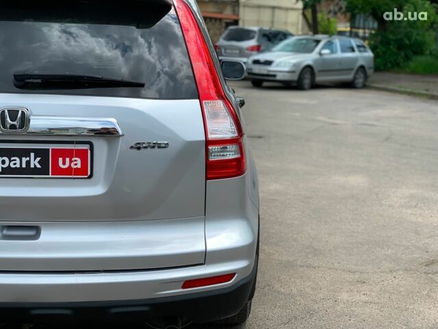 Серый Хонда СРВ, объемом двигателя 2.4 л и пробегом 128 тыс. км за 14390 $, фото 10 на Automoto.ua